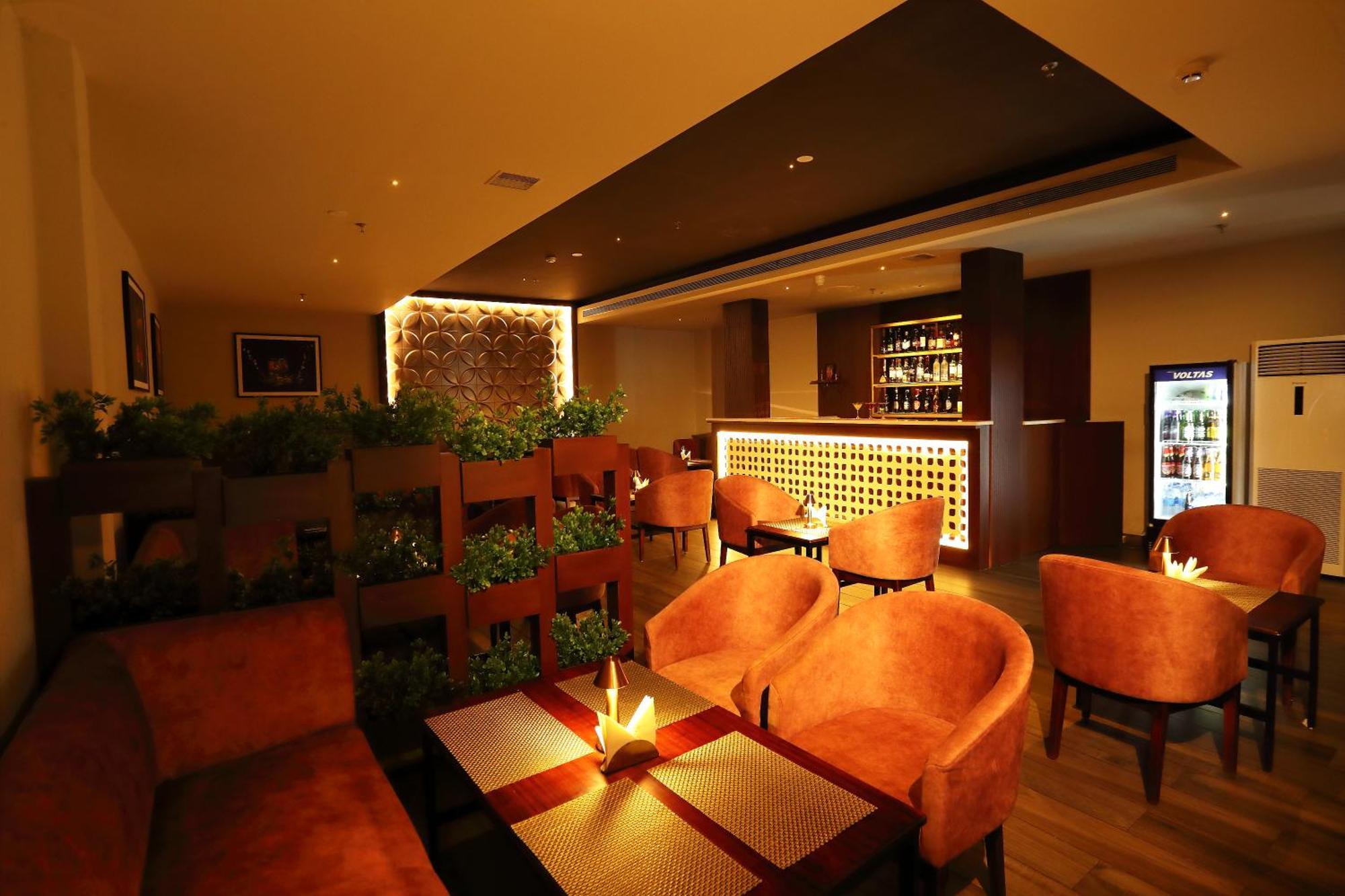 Magnet Hotel 칸누르 외부 사진